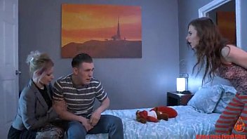 A Girl Does Not Know How To Play With His Cock And Teaches Her To Eat